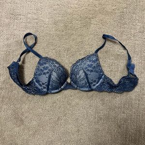 Victorias Secret Dream Angels Push Up Bra Lace Navy Gold 32B.